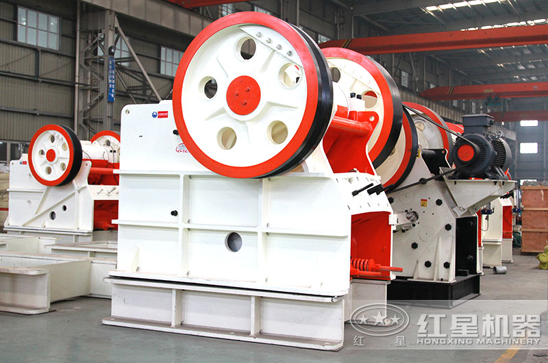 大型破碎机设备价格图片及(图2)