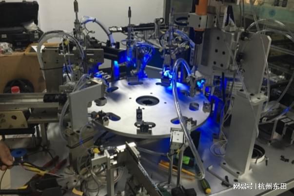 自动化高拓展性工控机的非标检测设备应用(图1)