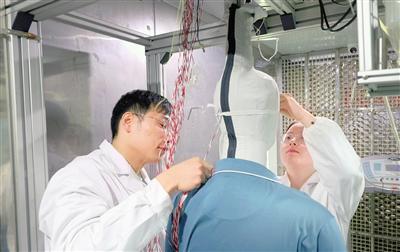 我助航天筑梦太空航天圆我民生梦想写在第9个“中国日”之际(图2)