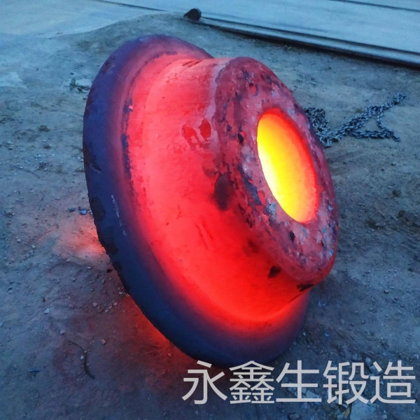 单杠圆锥破碎机架体衬套锻造品质高的厂家推荐！(图1)