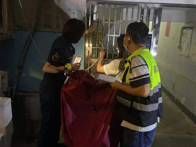 武汉市开展电动自行车安全隐患全链条整治行动第二次集中夜查(图6)