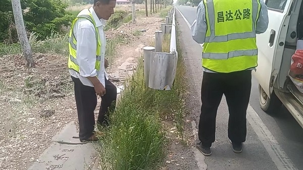 宁津公路分中心多举措助力路域环境提升(图1)