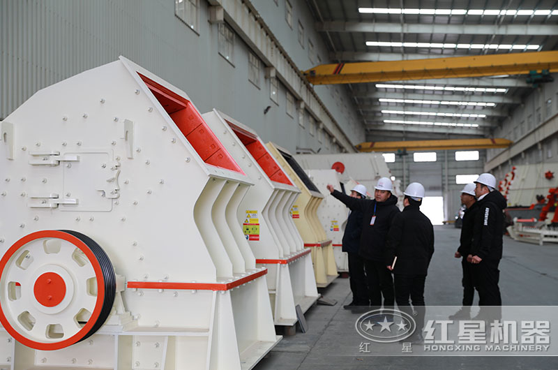 锤式破碎机(图2)