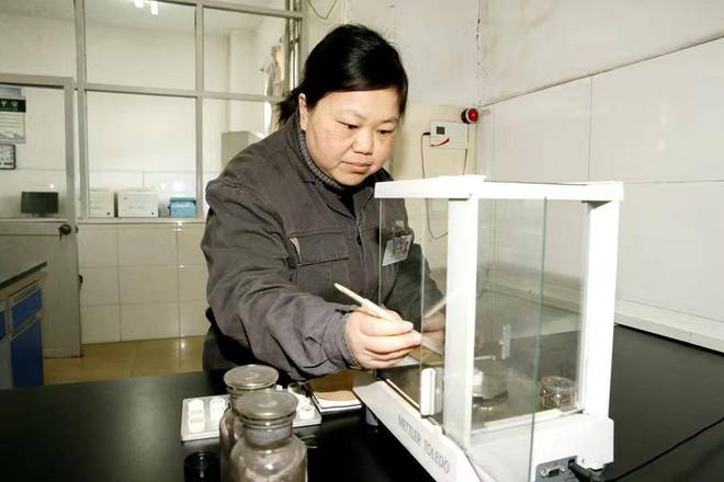 铿锵玫瑰绽放煤海——记陕煤蒲白建新煤化女工的多彩人生(图2)