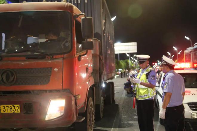 超员、超载、非法载人!安康重拳整治!(图4)