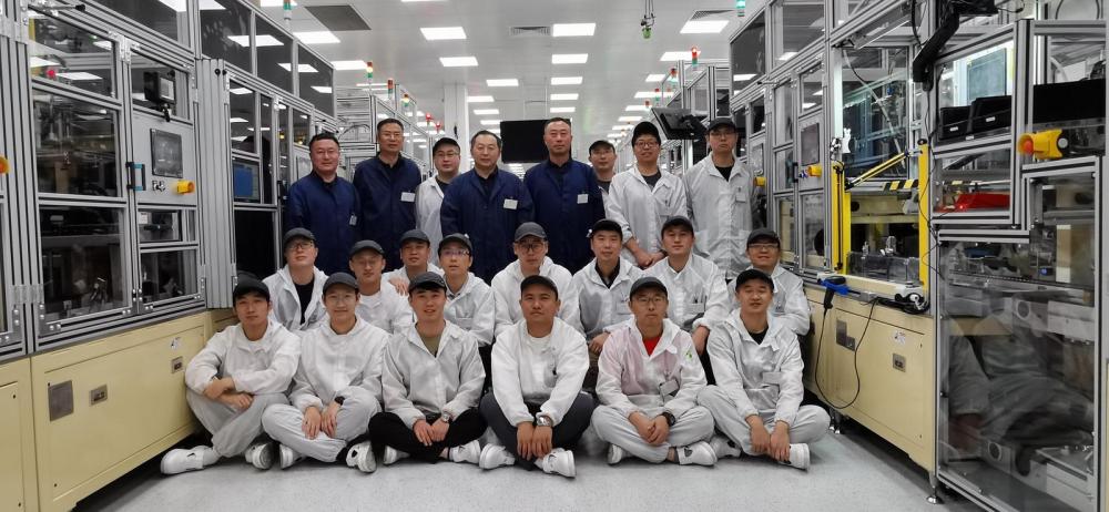 欧洲新能源车载充电器大型生产线项目完成终验收新松再创“中国速度”(图4)