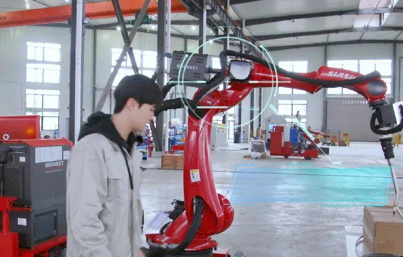 召之即来来之能“焊”!新松携手用户打造智能移动焊接机器人(图5)