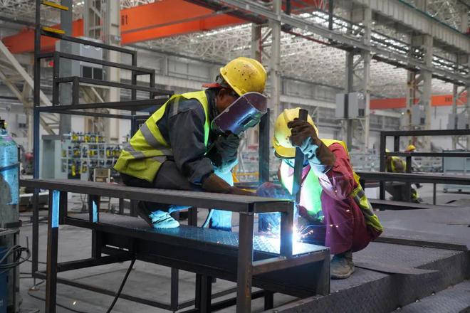 【高质量发展调研行】新兴产业加速崛起装备制造业实现“零”的突破(图1)