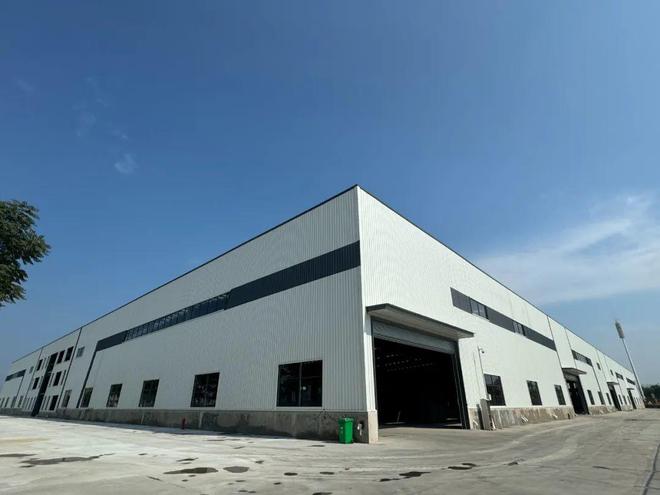 卢东磊带队到日照经开区部分项目和企业现场办公(图2)