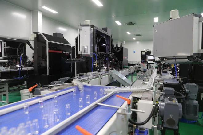 卢东磊带队到日照经开区部分项目和企业现场办公(图7)