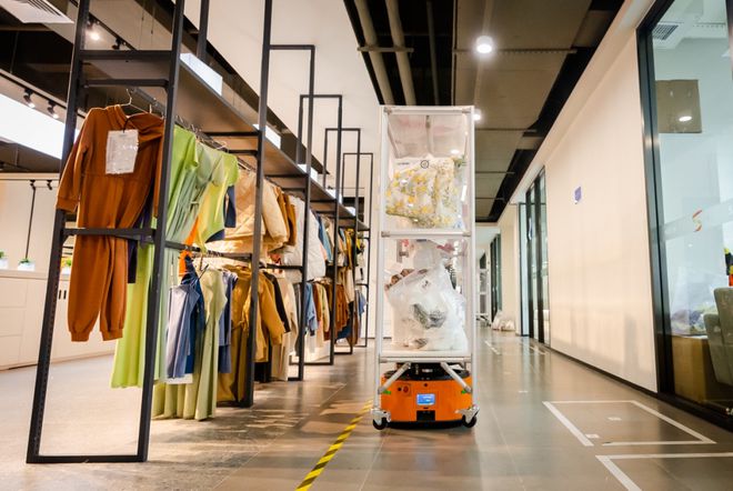 联名奢侈品牌MONSE背后：SHEIN如何打造“出海新质生产力”？(图4)