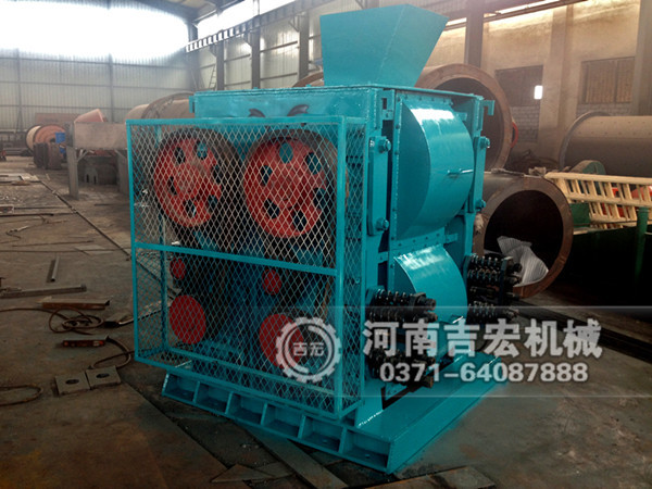 四辊破碎机(图1)