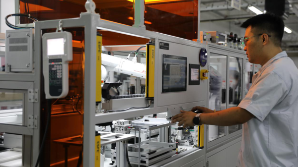 威海火炬高新区：供需两旺工业设备更新忙(图3)