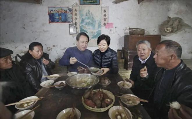 算命先生给儿时的许家印算命历史证明他只算对了一半(图1)