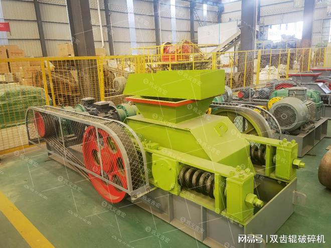 如何选配高效且持久的双齿辊破碎机？(图2)