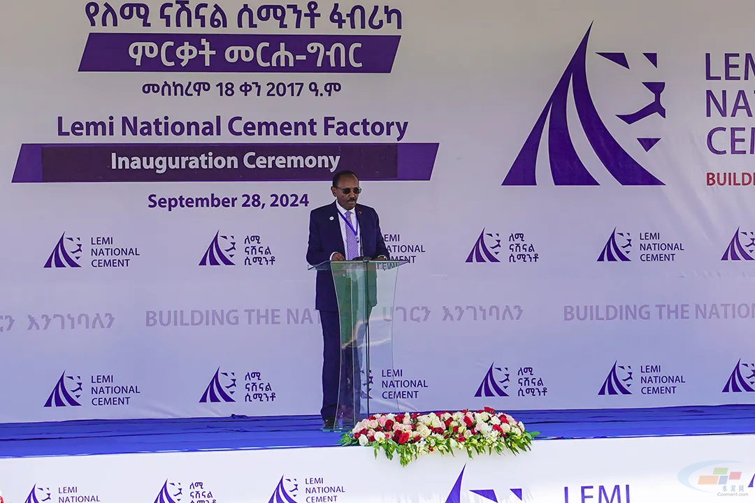 西部国际一条万吨线竣工投产！(图4)