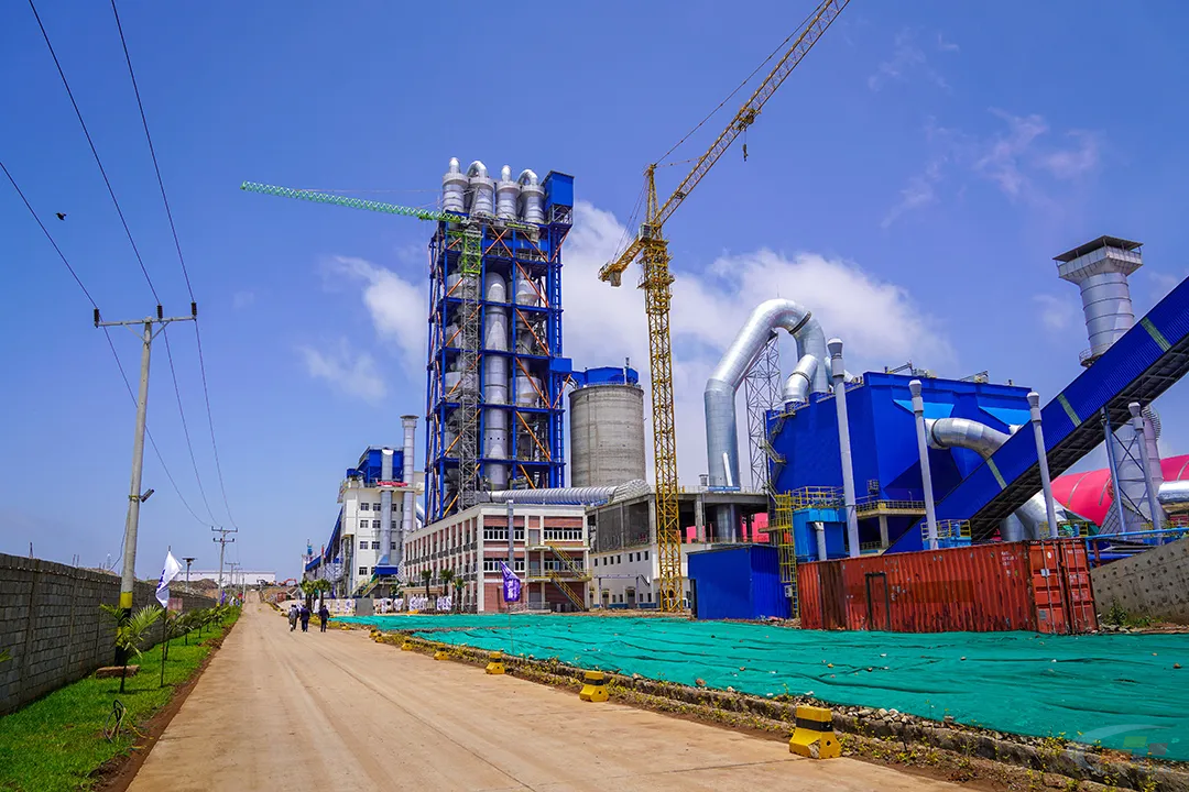 西部国际一条万吨线竣工投产！(图15)