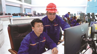 聚银公司多点联动抓年终安全(图1)