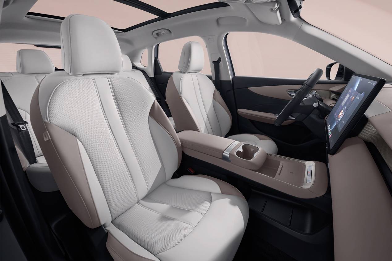 周钘履新MG品牌后首次公开亮相带来新年首场“有意思”发布会(图3)