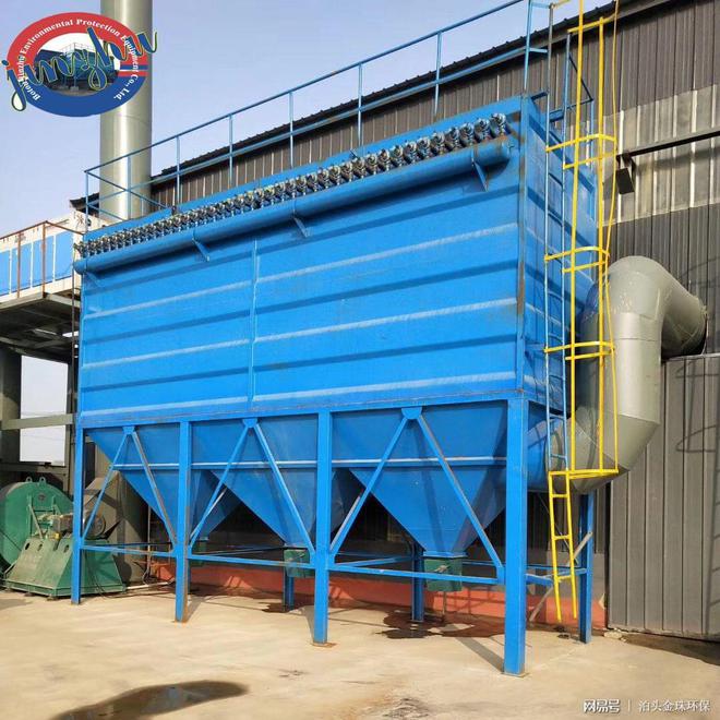 矿山振动筛破碎机DMC-600脉冲布袋除尘器(图2)