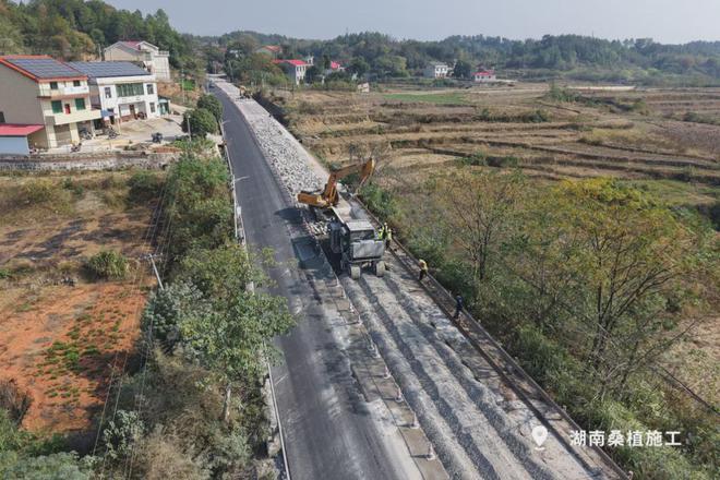 不忘初心向新而行(图2)