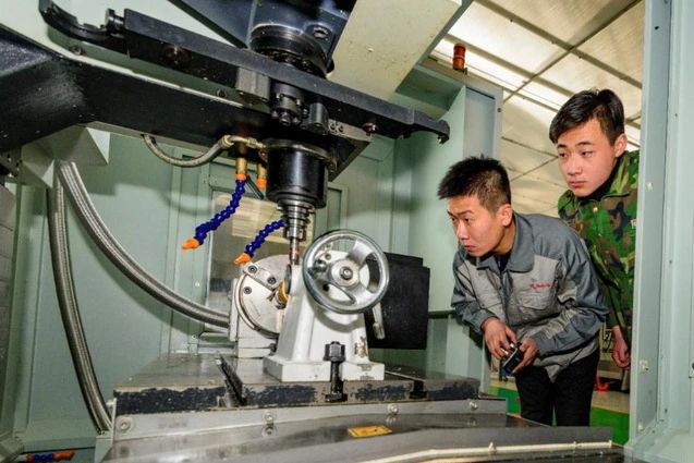 威海职业学院荣获“全省产业工人队伍建设改革工作表现突出集体”称号(图4)