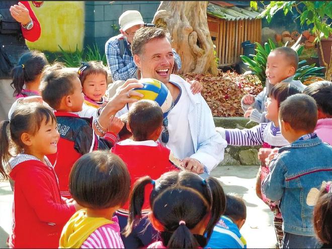 中国又一座大省被“占领”三十万外国人赖着不走还想成家立业(图3)