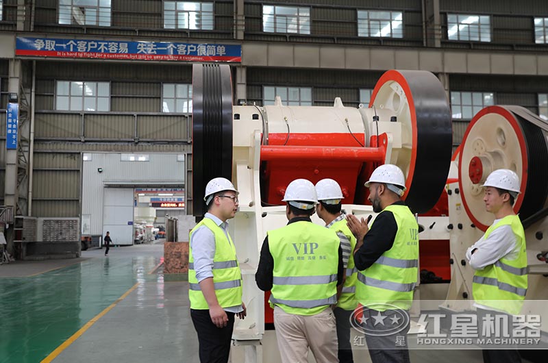 颚式破碎机型号大全提供价格及技术参数表(图6)