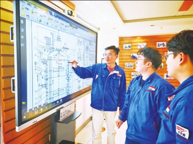 【胶州故事】朱紫龙：90后工程师11年突破27项专利(图1)