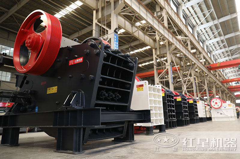大型矿山破碎机型号大全及_多少钱一台？(图2)