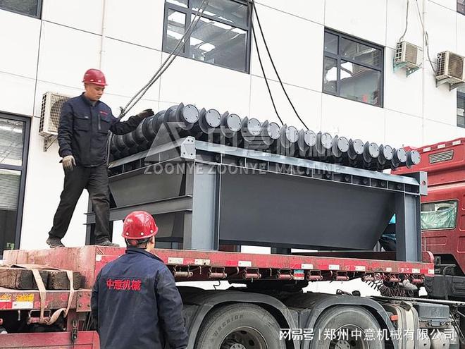 陈腐垃圾筛分设备厂家报价(图1)
