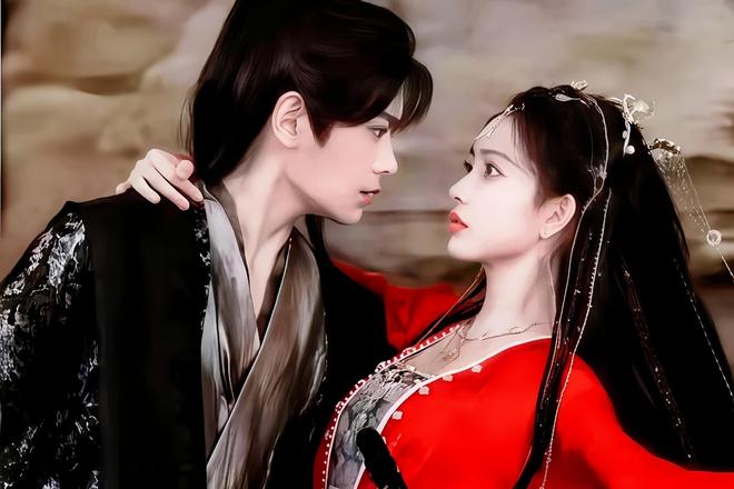 古装剧吻戏新标杆！丁禹兮孟子义眼神开车3亿人等一个HE！(图1)