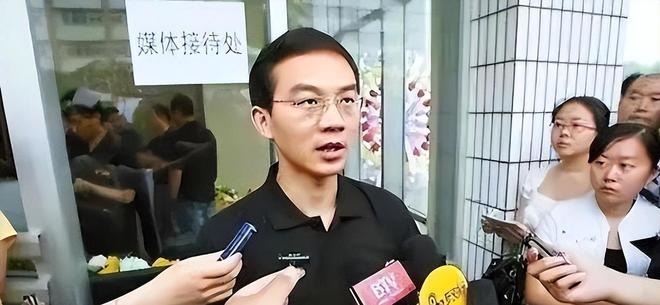 前央视主持人郎永淳沦为阶下囚出狱之后现在过得怎么样了(图4)