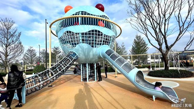 不锈钢滑梯定制户外不锈钢滑梯哪家好定制厂家拾年设备(图3)