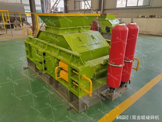 巩义大型对辊破碎机：技术驱动行业革新匠心铸就可靠品质(图3)