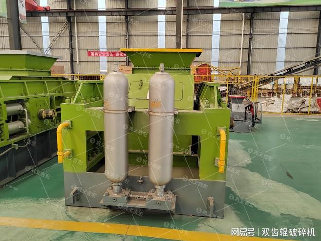 时产30-40吨对辊破碎机优选：800×600型号全面解析(图1)