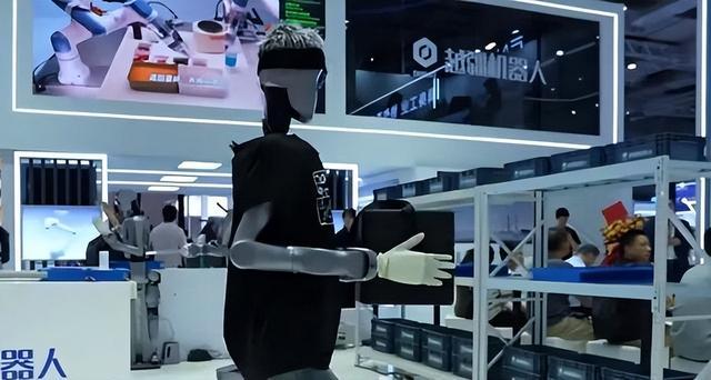 太突然！49岁公司副总裁在上海去世“事发凌晨未能及时抢救”(图1)