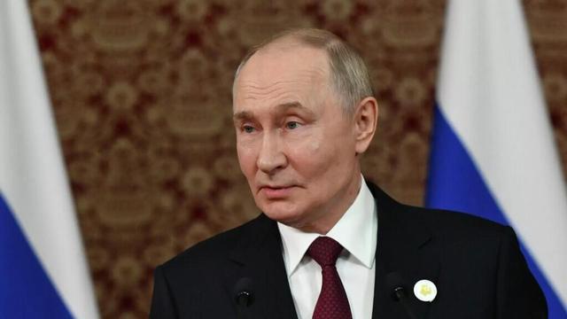 中美翻脸打出了真火普京立马给特朗普送上安慰懂王秒回：谢谢(图4)