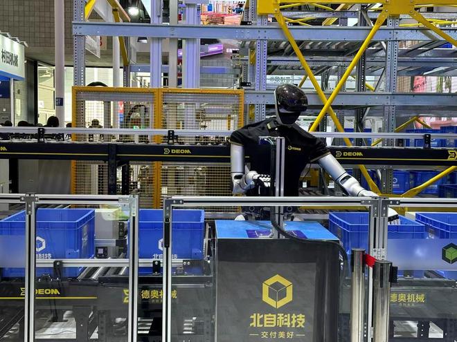 机器人“抢镜”物流展上市公司争相发新品(图11)