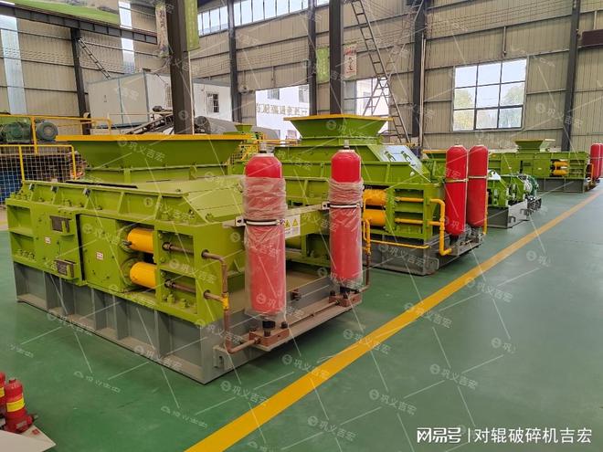 液压对辊破碎机：河卵石高效环保加工新选择(图3)