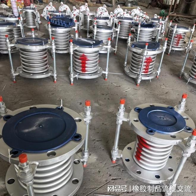 非标补偿器定制避坑指南：3个隐藏费用让成本翻倍(图1)