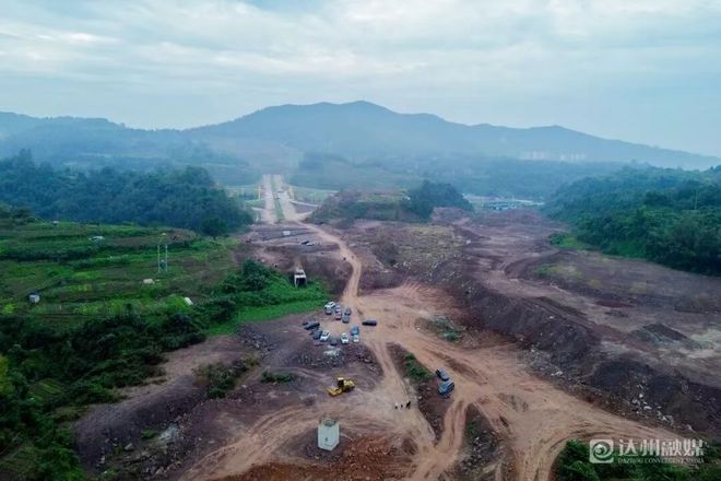 高标准推进！2026年春节前路基全面贯通(图3)