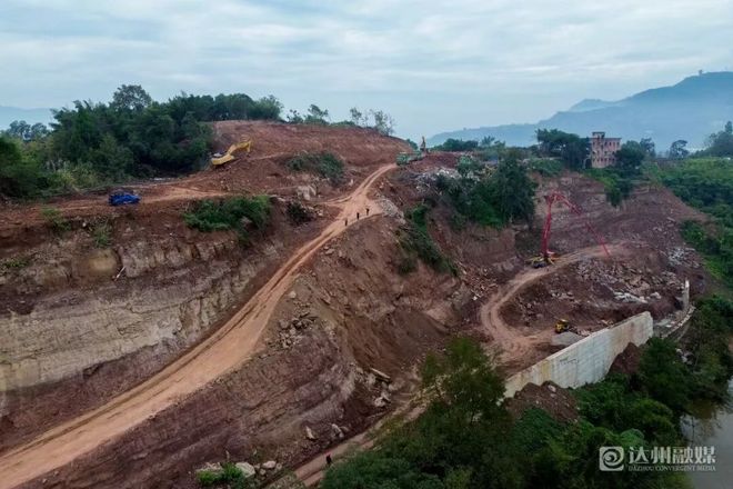 高标准推进！2026年春节前路基全面贯通(图4)