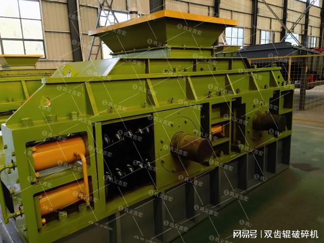 铁矿石高效破碎新选择：对辊破碎机的核心优势与应用价值(图1)