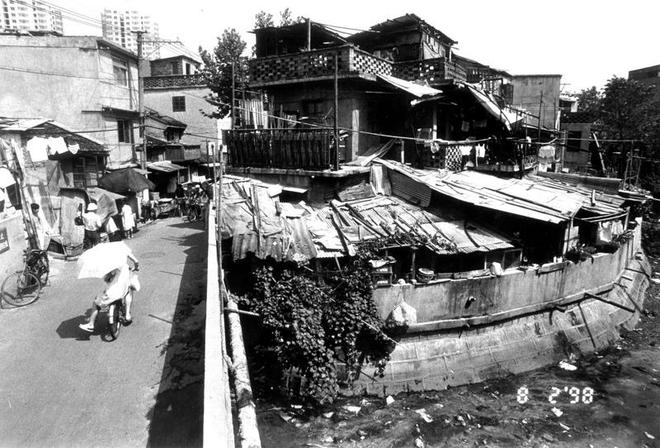 上观时评｜三个关键词看上海与马桶的斗争史(图2)