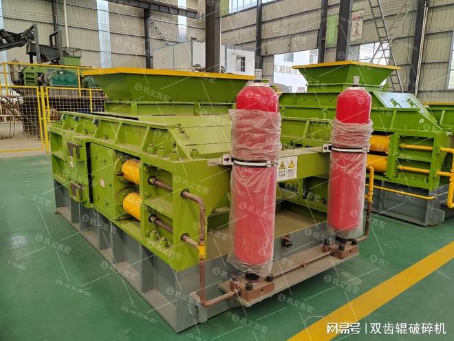 对辊破碎机:现代工业破碎技术的革新之选(图1)