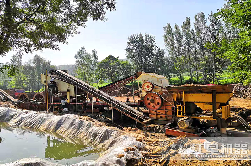 鄂式破碎机工作原理及结构简图(图1)