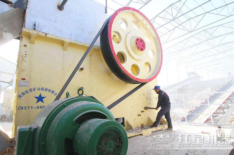 鄂式破碎机工作原理及结构简图(图4)