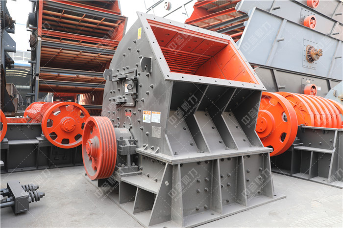 锤式粉碎机(图4)