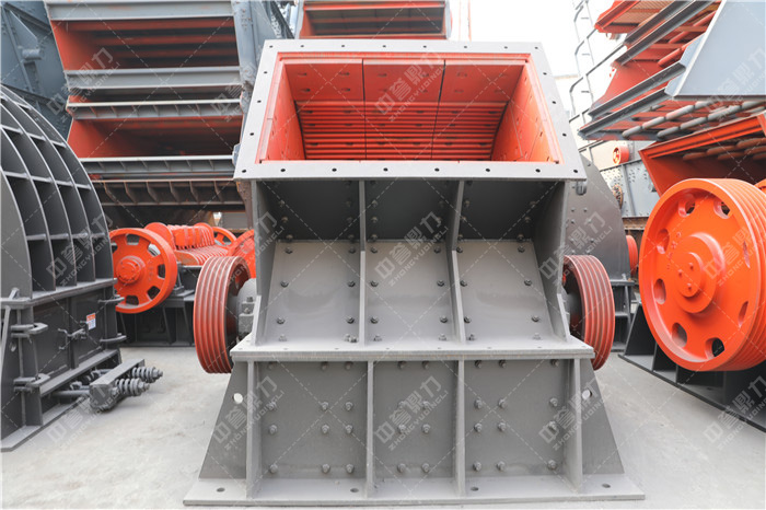 锤式粉碎机(图1)